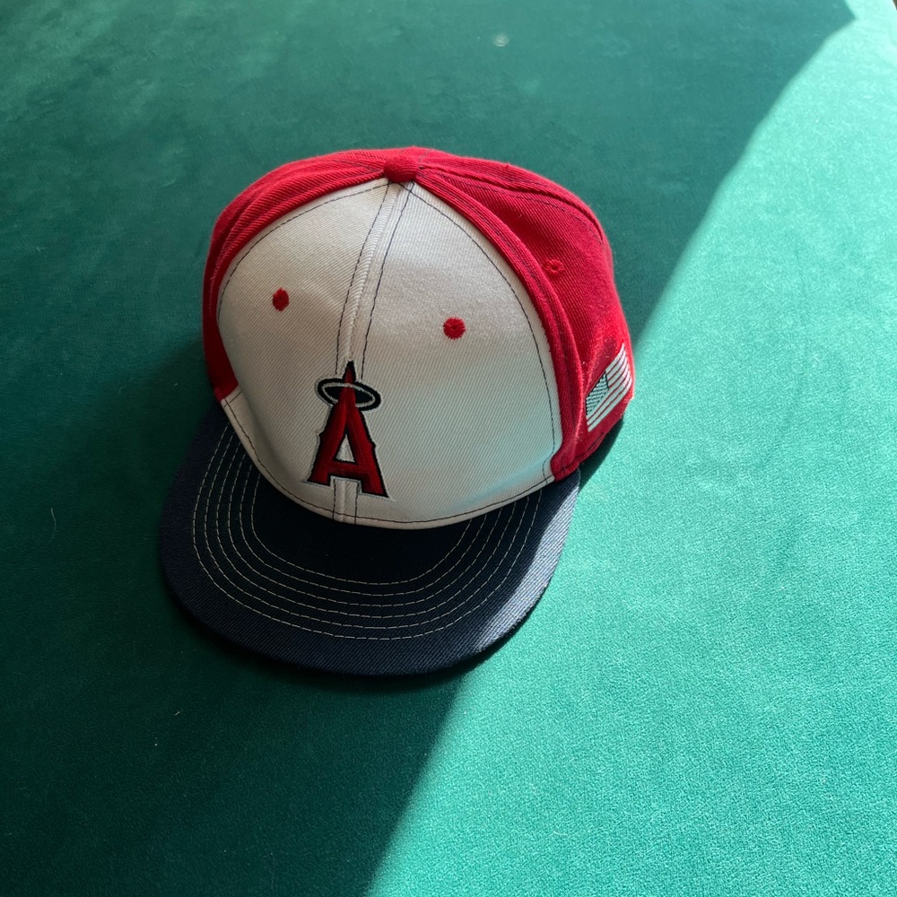 Angels Vintage trucker cap with Budweiser Strap snapback